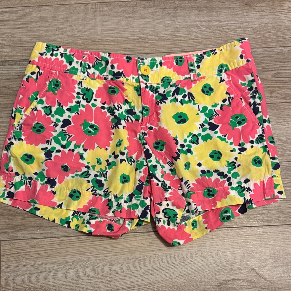 Lilly Pulitzer Floral Print Women's Shorts in Pink, Yellow, Green